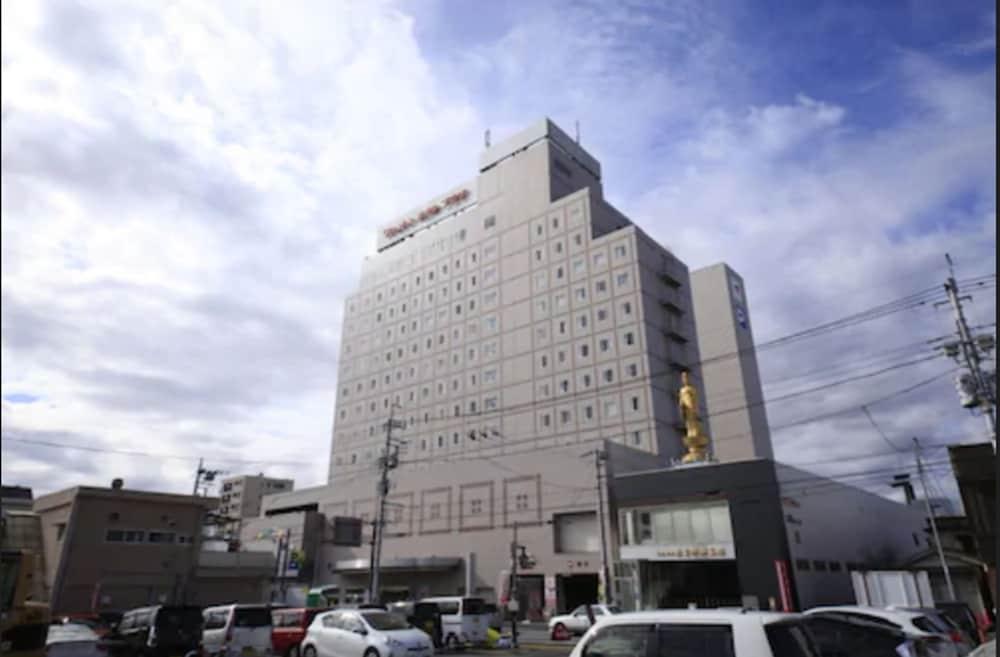 Kofu Washington Hotel Plaza Exterior foto